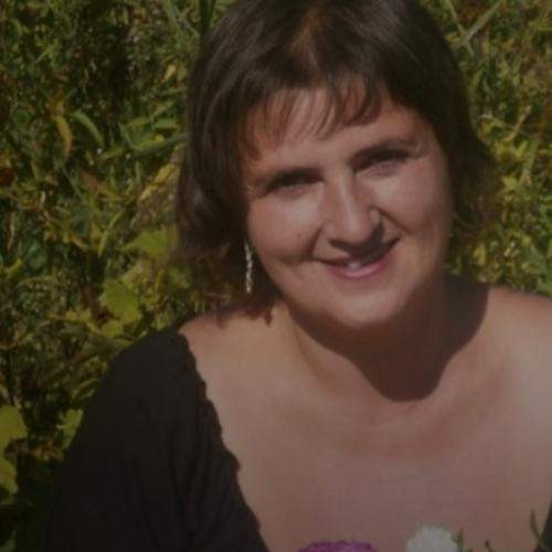 Cerco amicizia spinta e fantasie condivise online